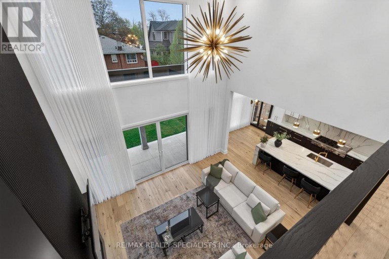 431 SEATON DRIVE, Oakville (WO West), Ontario, L6L3Y3