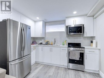 56 LOVILLA BOULEVARD Toronto (Humberlea-Pelmo Park) Ontario photo 20
