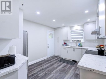 56 LOVILLA BOULEVARD Toronto (Humberlea-Pelmo Park) Ontario photo 30