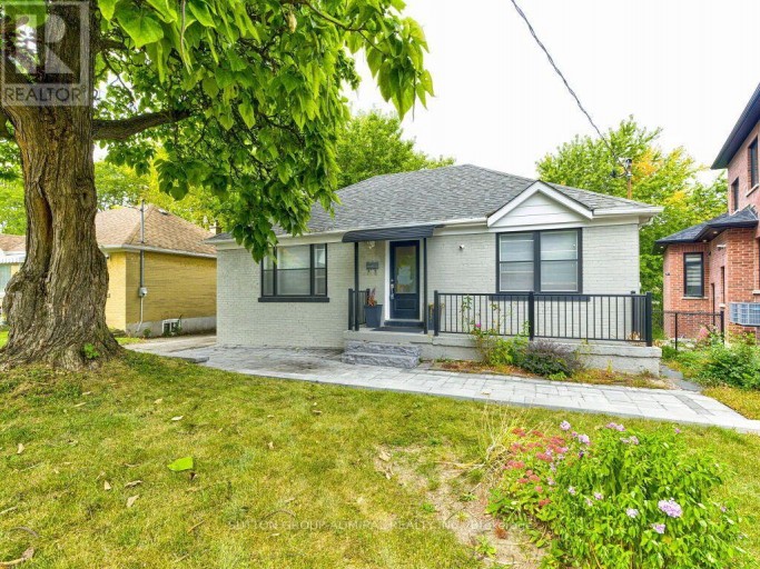 56 LOVILLA BOULEVARD, Toronto (Humberlea-Pelmo Park), Ontario, M9M1C5