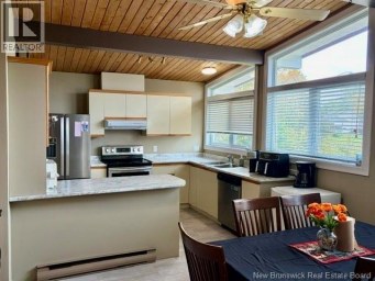 1015 Winton Crescent Bathurst New Brunswick photo 11