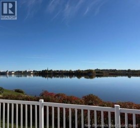1015 Winton Crescent Bathurst New Brunswick photo 2