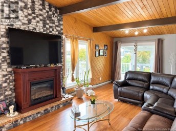1015 Winton Crescent Bathurst New Brunswick photo 9