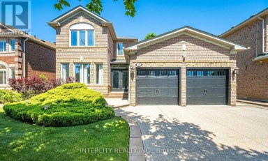 724 PETER ROBERTSON BOULEVARD Brampton (Sandringham-Wellington) Ontario photo 1