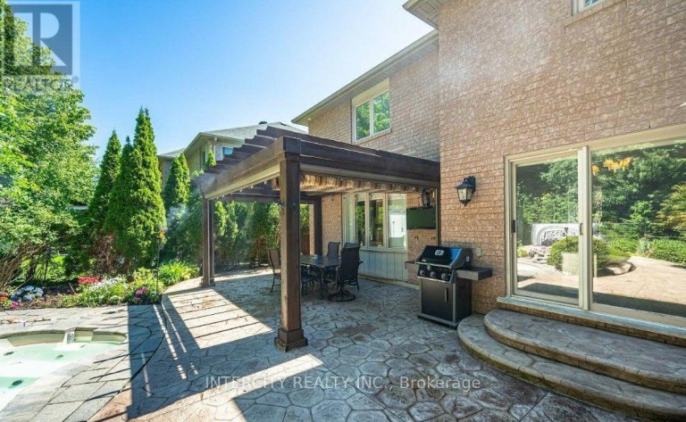 724 PETER ROBERTSON BOULEVARD, Brampton (Sandringham-Wellington), Ontario, L6R1S9