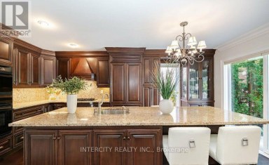724 PETER ROBERTSON BOULEVARD Brampton (Sandringham-Wellington) Ontario photo 7