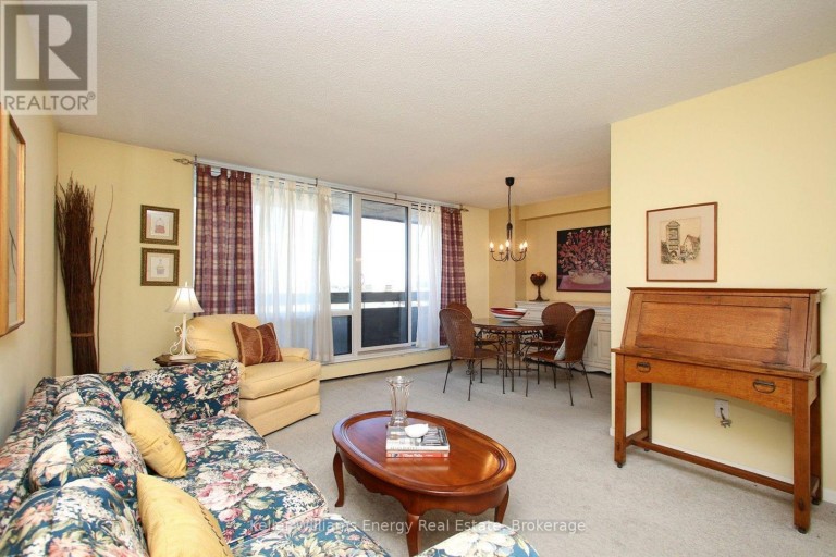 1209 - 1210 RADOM STREET, Pickering (Bay Ridges), Ontario, L1W2Z3