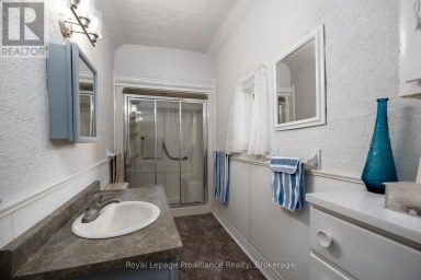 13 SOUTH TRENT STREET Quinte West (Frankford Ward) Ontario photo 25