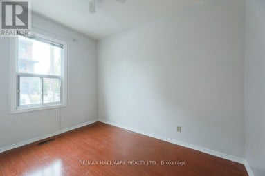 478 LOGAN AVENUE Toronto (South Riverdale) Ontario photo 15