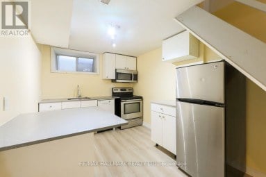 478 LOGAN AVENUE Toronto (South Riverdale) Ontario photo 25