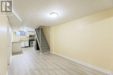 478 LOGAN AVENUE Toronto (South Riverdale) Ontario photo 28