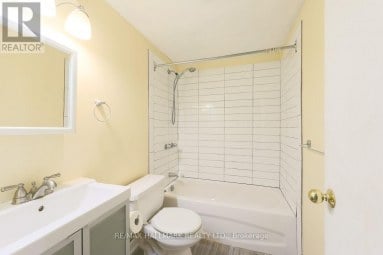 478 LOGAN AVENUE Toronto (South Riverdale) Ontario photo 34