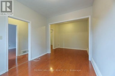 478 LOGAN AVENUE Toronto (South Riverdale) Ontario photo 6