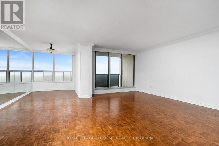 2409 - 85 EMMETT AVENUE, Toronto (Mount Dennis), Ontario, M6M5A2