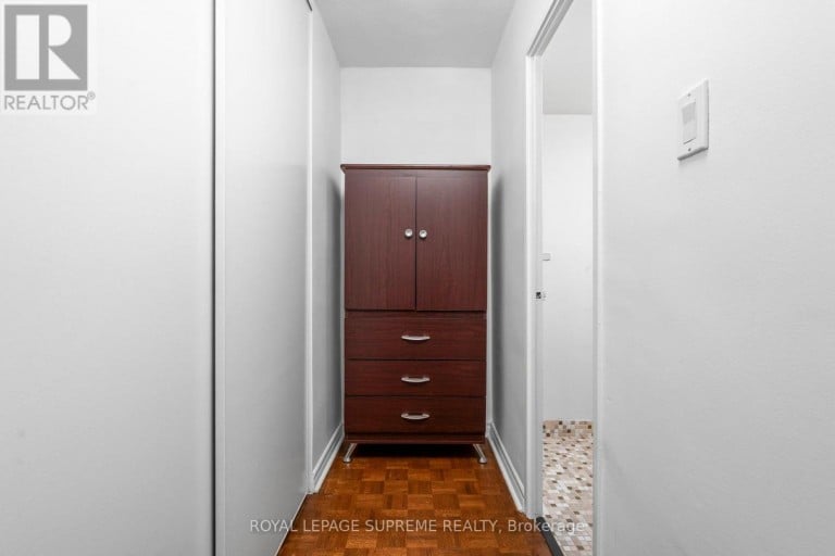 2409 - 85 EMMETT AVENUE, Toronto (Mount Dennis), Ontario, M6M5A2