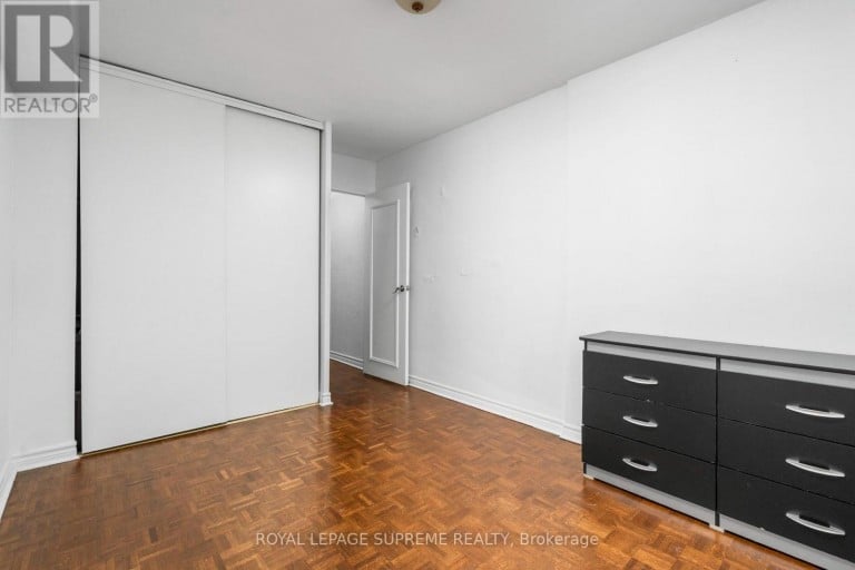 2409 - 85 EMMETT AVENUE, Toronto (Mount Dennis), Ontario, M6M5A2