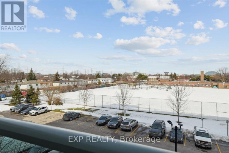 412 - 44 LONGBOURNE DRIVE, Toronto (Willowridge-Martingrove-Richview), Ontario, M9R2M7