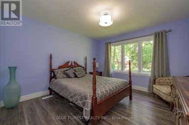 966 GLENBANNER ROAD London South (South Y) Ontario photo 18