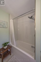 966 GLENBANNER ROAD London South (South Y) Ontario photo 23