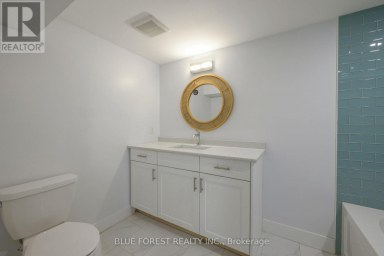 966 GLENBANNER ROAD London South (South Y) Ontario photo 32