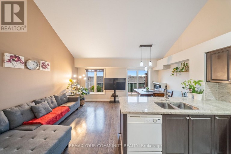 48 - 651F WARDEN AVENUE, Toronto (Clairlea-Birchmount), Ontario, M1L0E8