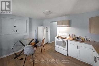 283 GEORGE STREET N Peterborough (Town Ward 3) Ontario photo 10
