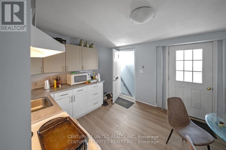 283 GEORGE STREET N, Peterborough (Town Ward 3), Ontario, K9J3H3