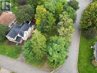 192 CHURCH STREET North Middlesex (Ailsa Craig) Ontario photo 2
