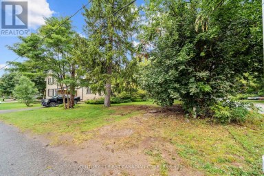192 CHURCH STREET North Middlesex (Ailsa Craig) Ontario photo 3