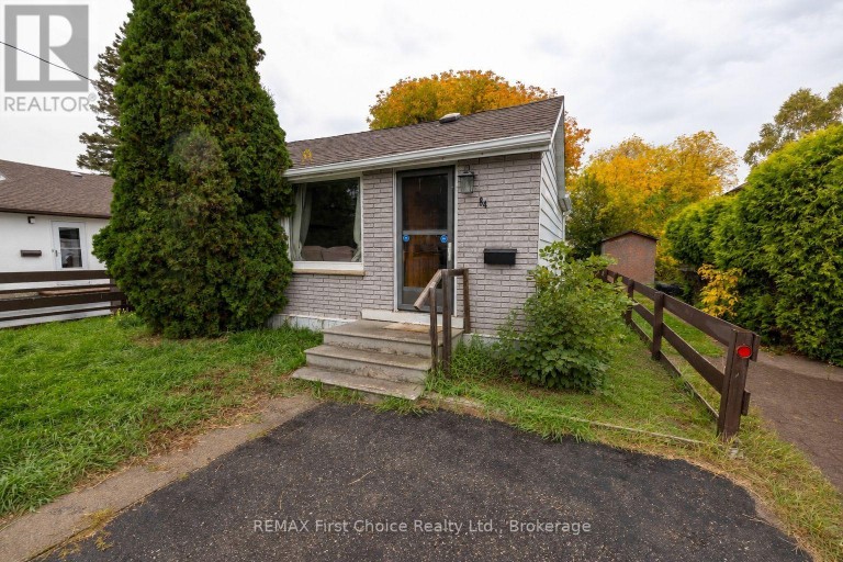 84 PENFOLD STREET, Thunder Bay (Shuniah), Ontario, P7A3J9