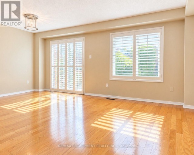 6143 SNOWY OWL CRESCENT, Mississauga (Lisgar), Ontario, L5N7B5