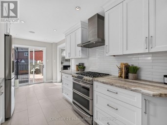 228 ROSEMOUNT AVENUE Toronto (Humberlea-Pelmo Park) Ontario photo 10