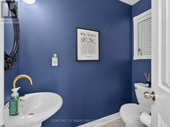 228 ROSEMOUNT AVENUE Toronto (Humberlea-Pelmo Park) Ontario photo 13