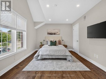 228 ROSEMOUNT AVENUE Toronto (Humberlea-Pelmo Park) Ontario photo 18