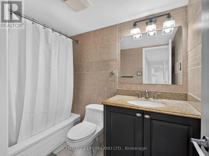 228 ROSEMOUNT AVENUE, Toronto (Humberlea-Pelmo Park), Ontario, M9N3X6