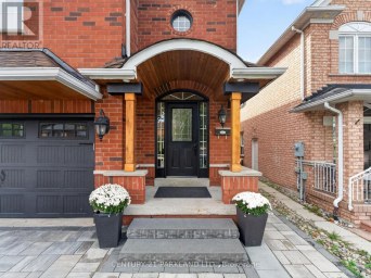 228 ROSEMOUNT AVENUE Toronto (Humberlea-Pelmo Park) Ontario photo 3
