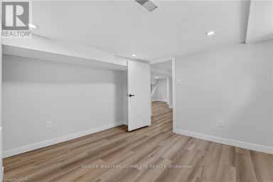 43 BRUCEDALE AVENUE E Hamilton (Centremount) Ontario photo 27
