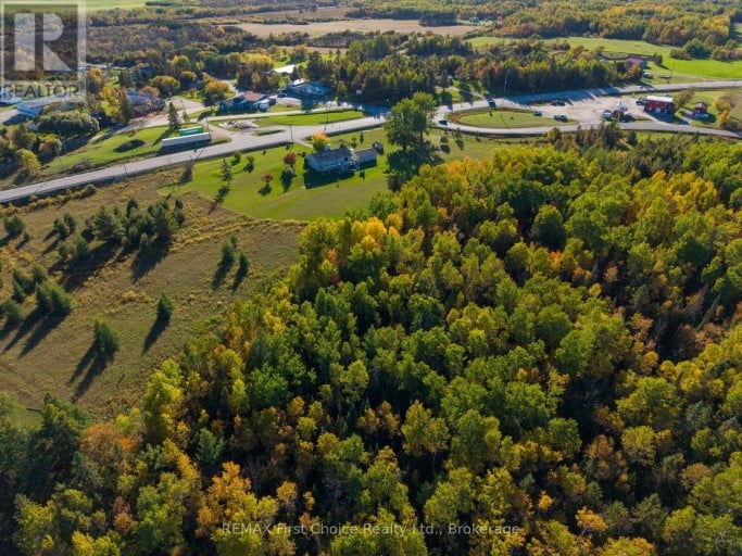 3410 HWY 11 71 HIGHWAY, La Vallee, Ontario, P0W1C0