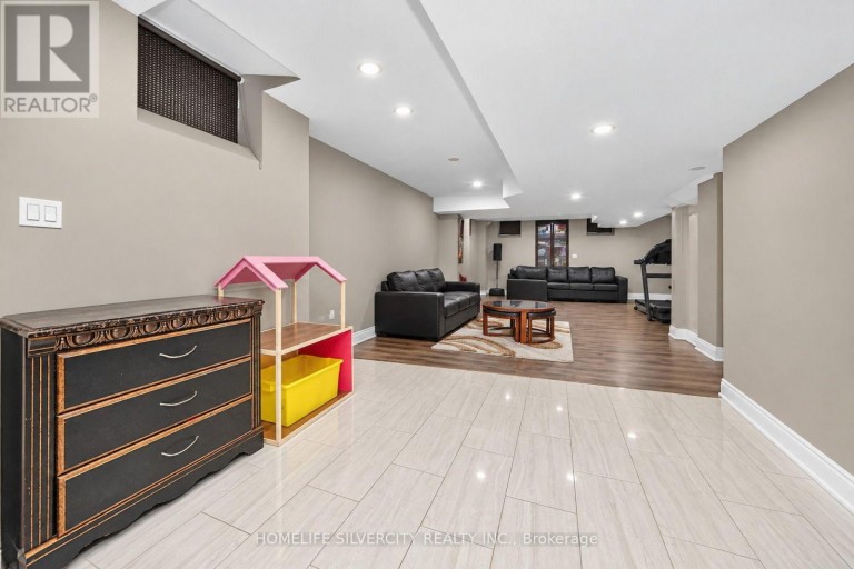 355 ROBERT PARKINSON DRIVE, Brampton (Northwest Brampton), Ontario, L7A0G1