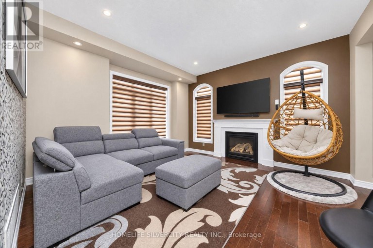 355 ROBERT PARKINSON DRIVE, Brampton (Northwest Brampton), Ontario, L7A0G1