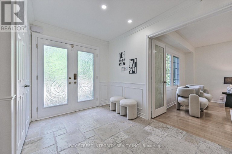 151 OLD SURREY LANE, Richmond Hill (South Richvale), Ontario, L4C6R9