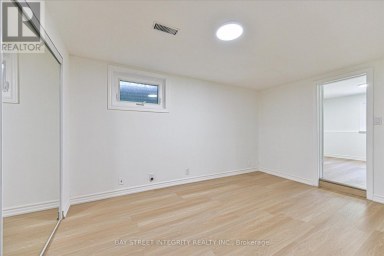 151 OLD SURREY LANE Richmond Hill (South Richvale) Ontario photo 38