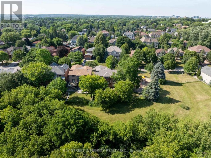 151 OLD SURREY LANE, Richmond Hill (South Richvale), Ontario, L4C6R9