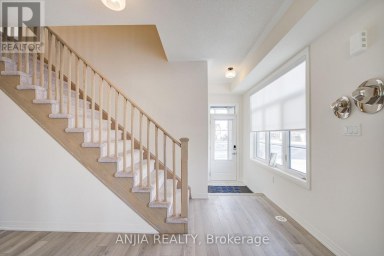 111 CARNEROS WAY Markham (Cedar Grove) Ontario photo 3