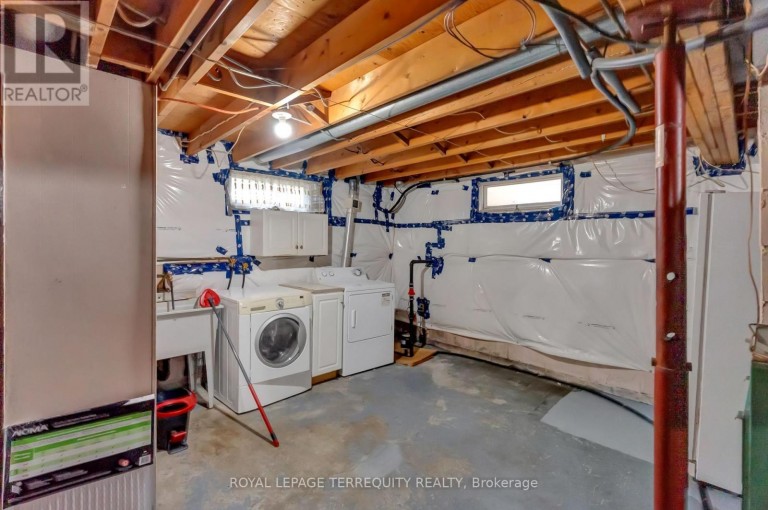 126 PARTRIDGE CRESCENT, Chatham-Kent (Chatham), Ontario, N7L1E9