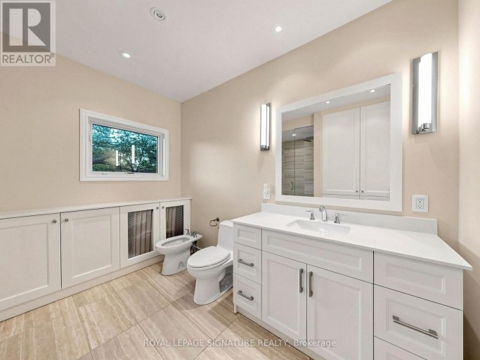 92 INGLEWOOD DRIVE, Toronto (Rosedale-Moore Park), Ontario, M4T1H5