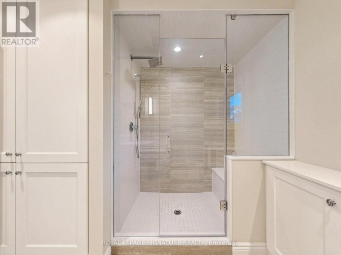 92 INGLEWOOD DRIVE, Toronto (Rosedale-Moore Park), Ontario, M4T1H5