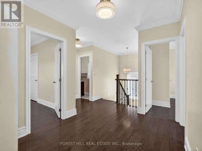 114 REGENT ROAD, Toronto (Downsview-Roding-CFB), Ontario, M3K1H4