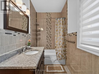 114 REGENT ROAD Toronto (Downsview-Roding-CFB) Ontario photo 34