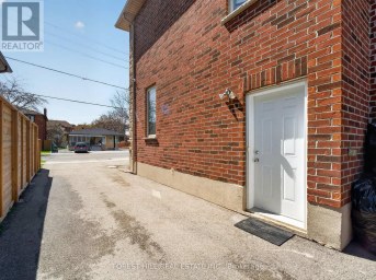 114 REGENT ROAD Toronto (Downsview-Roding-CFB) Ontario photo 45